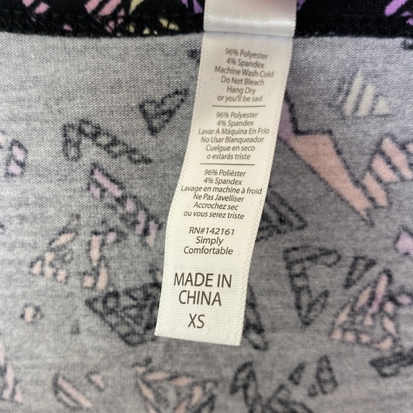 NWT LuLaRoe Classic T size XS - Picture 7 of 10